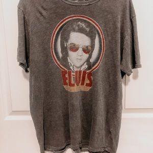 ELVIS GRAPHIC TEE